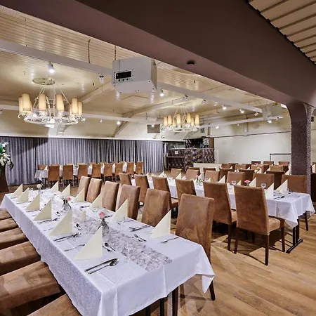 Landgasthof Wurm Hotel *